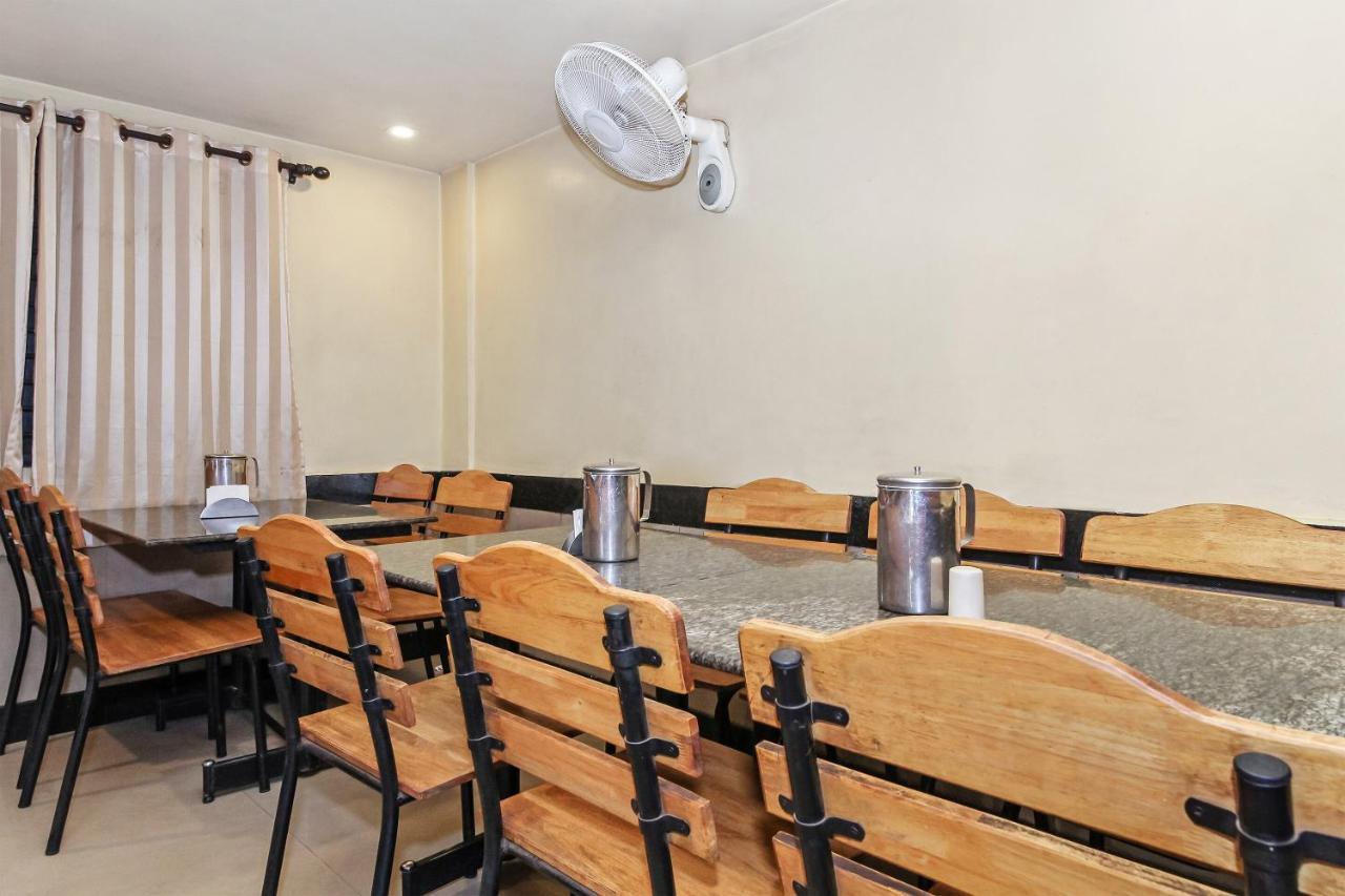 Oyo 30537 Hotel Megharaj Bijāpur Zewnętrze zdjęcie