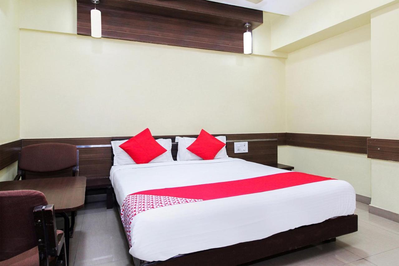 Oyo 30537 Hotel Megharaj Bijāpur Zewnętrze zdjęcie